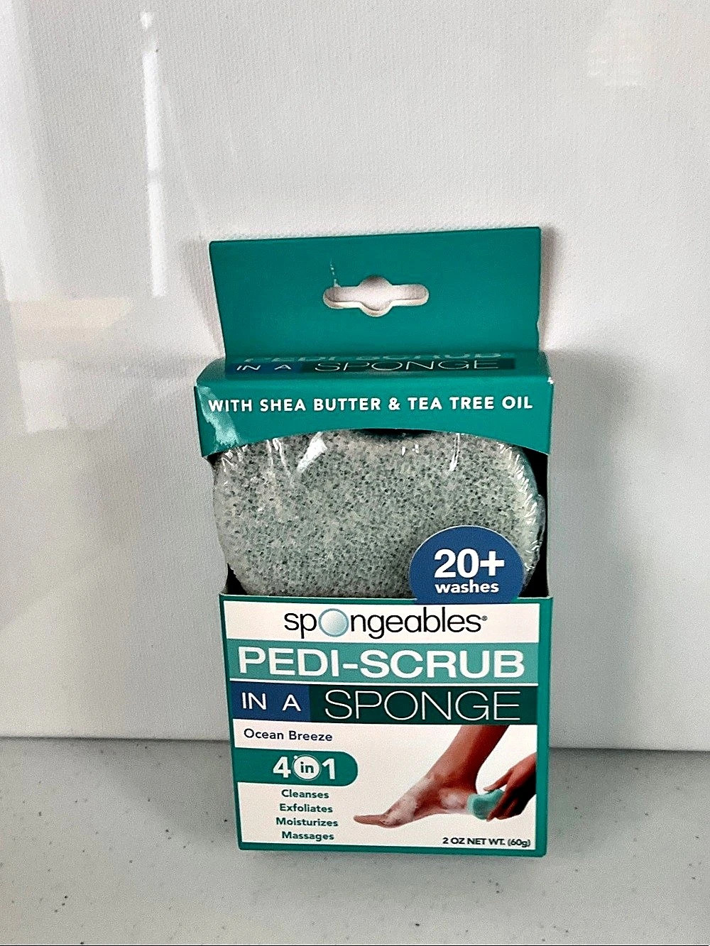 🌺 $5.00 must bundle 🌺Spongeables Pedi-Scrub in a Sponge Ocean Breeze Green & Whi